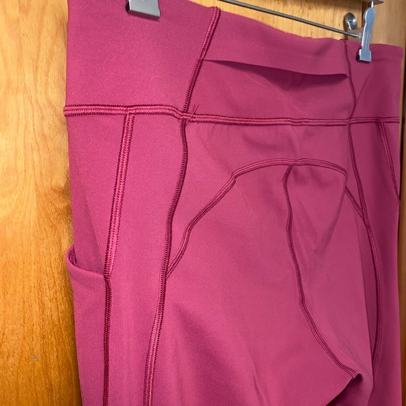 Lululemon 7/8 leggings - Picture 3 of 4